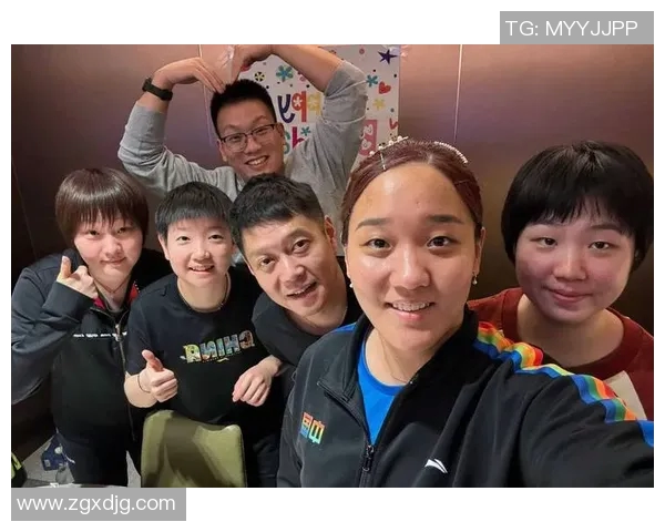 FPX精英赛之路：从挫折到辉煌的奋斗历程与团队精神